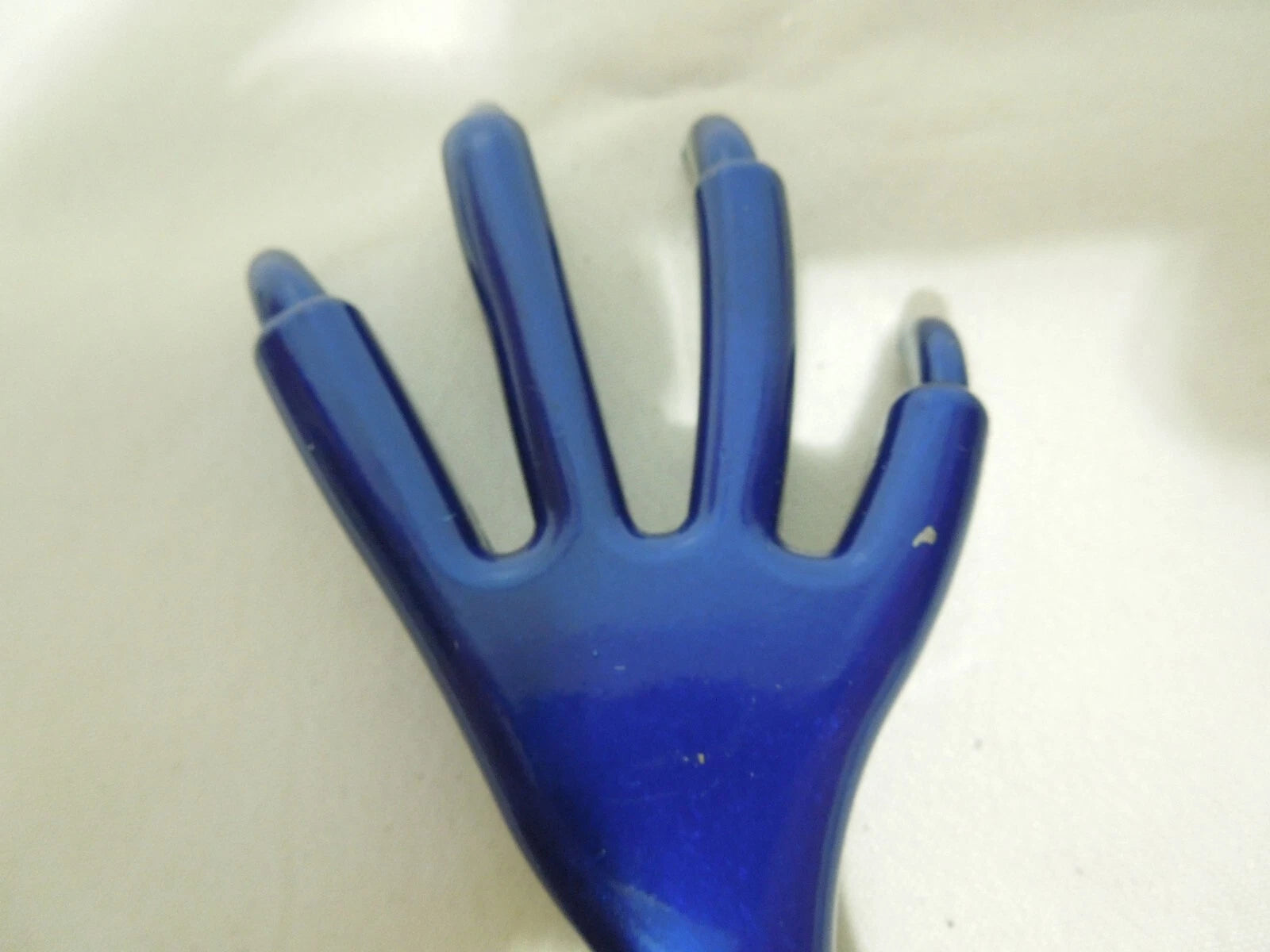 Max Force Back Scratcher Chicken Foot Telecopic Metal 3 Tier Extendable 25 in.