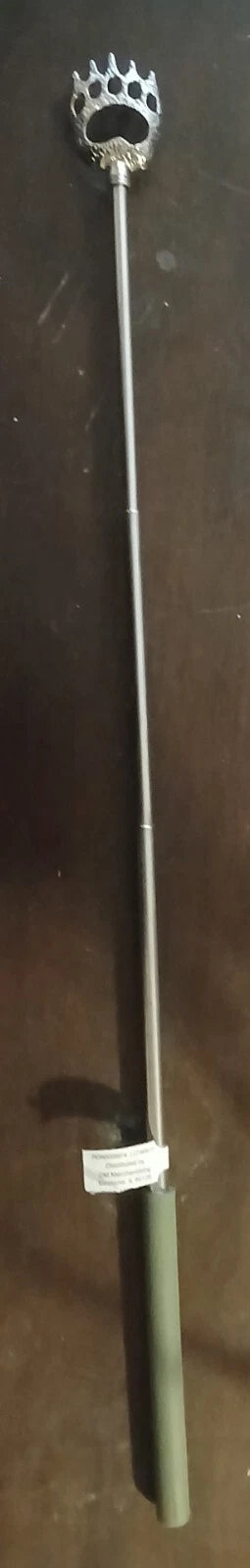 D.M. Merchandising ‎Bear-CLAW Back Scratcher