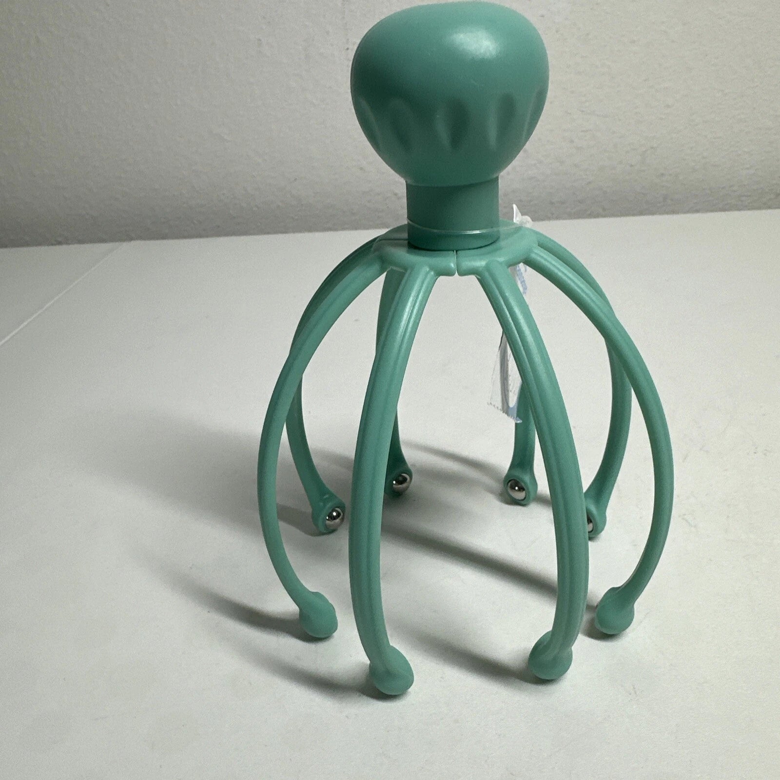 Head Massager/Scratcher, Massaging Scalp Help Relax, Calm Stress, w/ Steel Ball