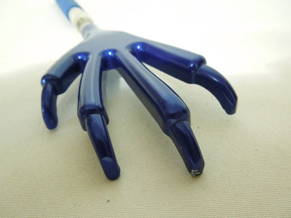 Max Force Back Scratcher Chicken Foot Telecopic Metal 3 Tier Extendable 25 in.