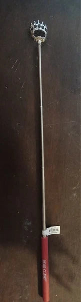 D.M. Merchandising ‎Bear-CLAW Back Scratcher