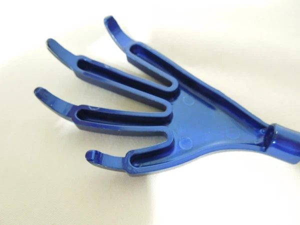 Max Force Back Scratcher Chicken Foot Telecopic Metal 3 Tier Extendable 25 in.